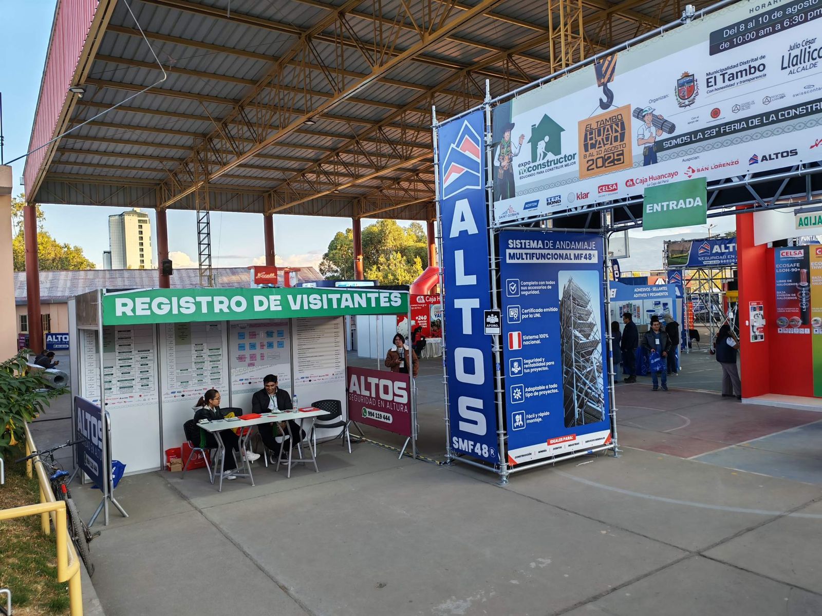 Entrada de Expo Yo Constructor 2025 en El Tambo, Huancayo